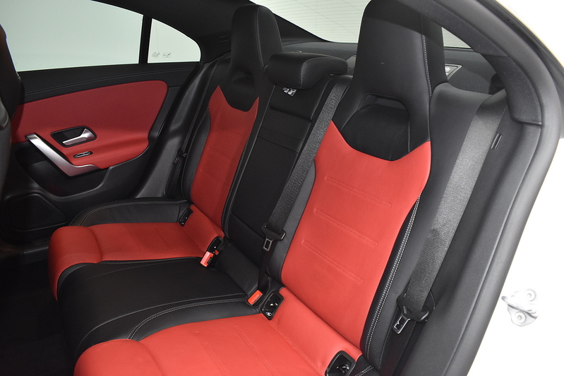 Mercedes-Benz CLA CLA250e AMG Line - U5930