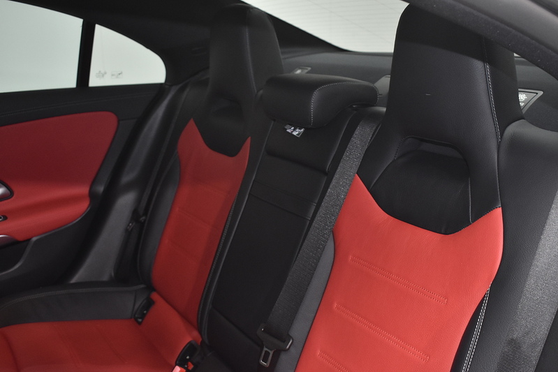 Mercedes-Benz CLA CLA250e AMG Line - U5930