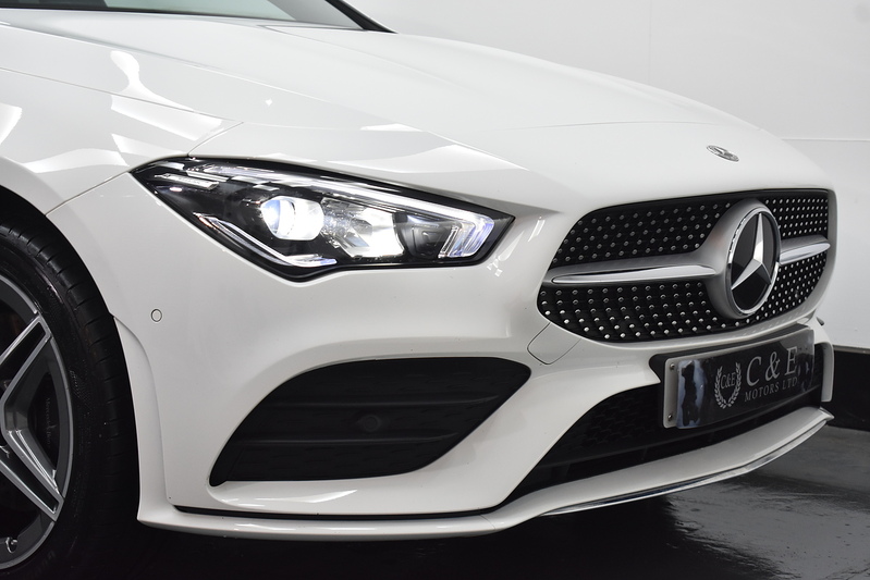 Mercedes-Benz CLA CLA250e AMG Line - U5930