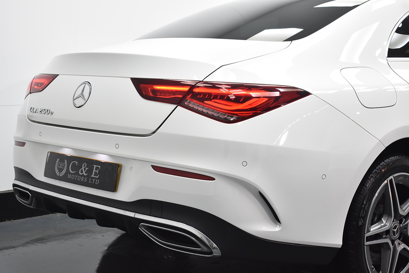 Mercedes-Benz CLA CLA250e AMG Line - U5930