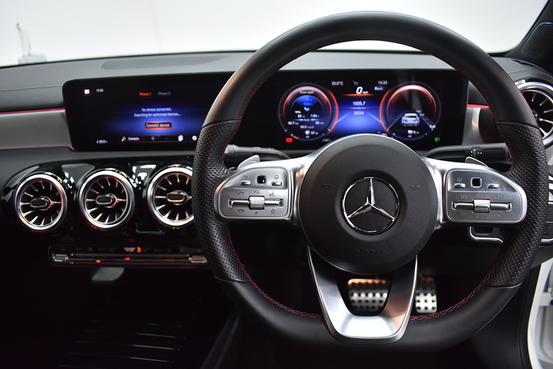 Mercedes-Benz CLA CLA250e AMG Line - U5930