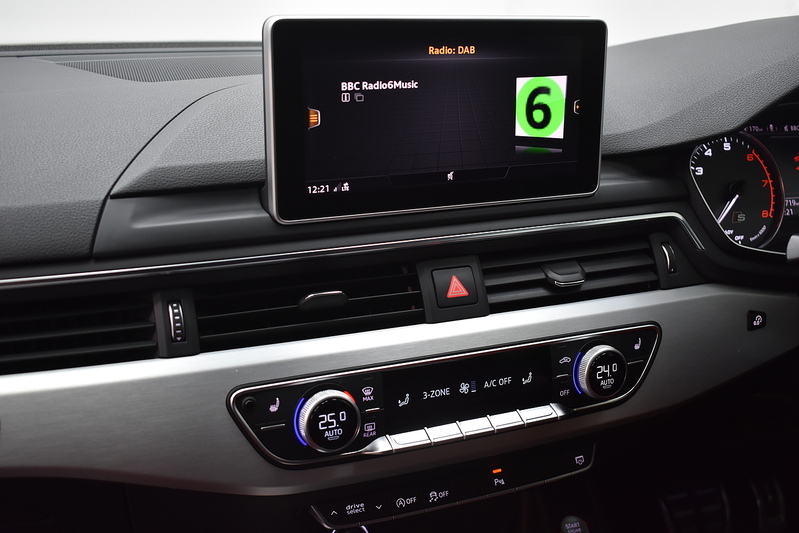 Audi S5 TFSI V6 - U5934