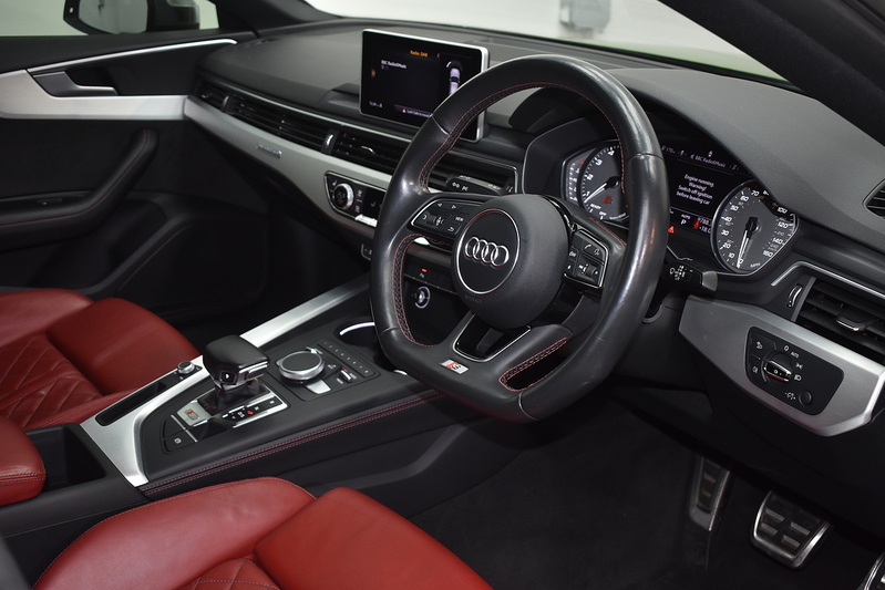 Audi S5 TFSI V6 - U5934