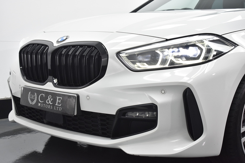 BMW 1 Series 118i M Sport - U5943