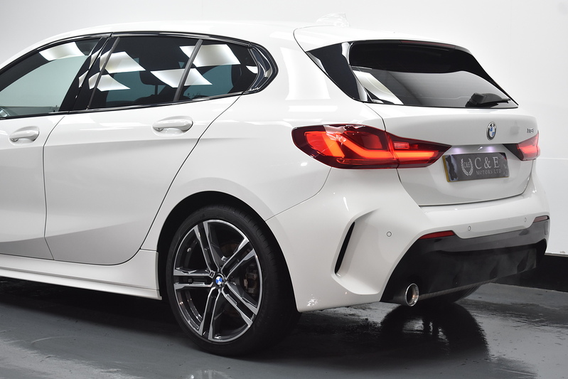 BMW 1 Series 118i M Sport - U5943