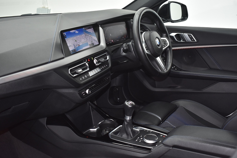 BMW 1 Series 118i M Sport - U5943