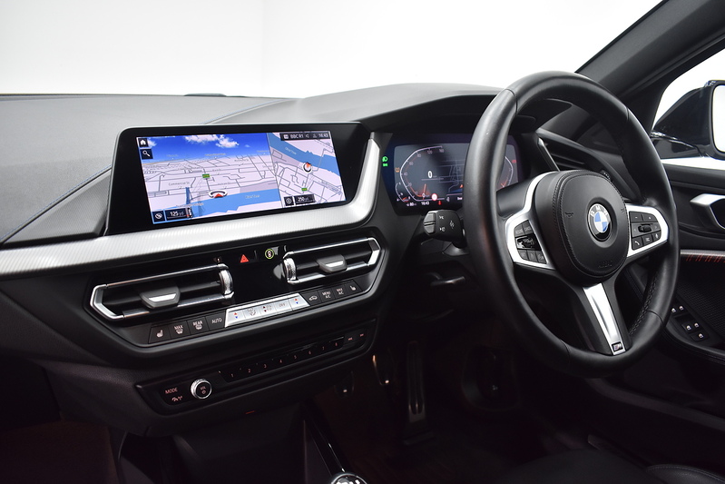 BMW 1 Series 118i M Sport - U5943