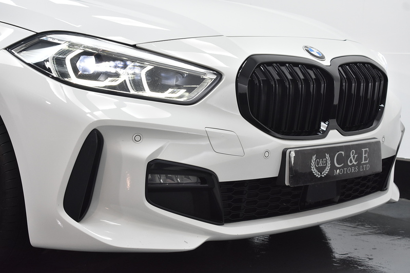 BMW 1 Series 118i M Sport - U5943