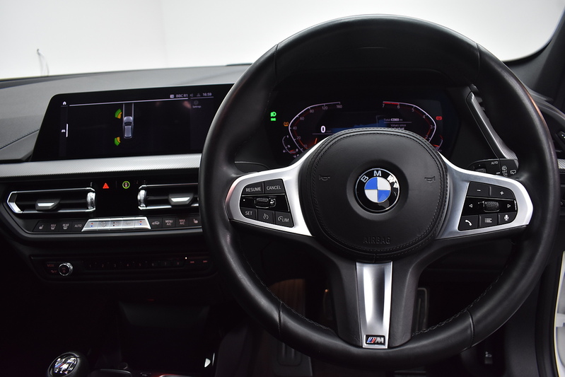 BMW 1 Series 118i M Sport - U5943