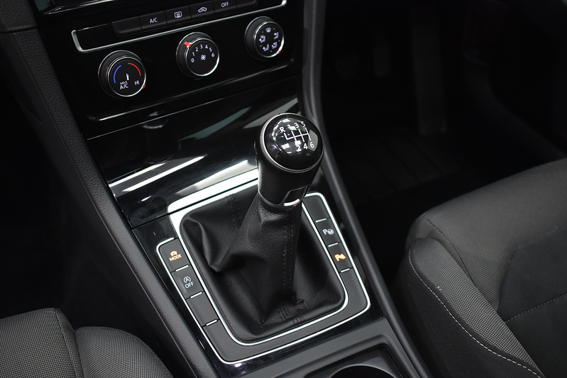 Volkswagen Golf TDI GT - U5947