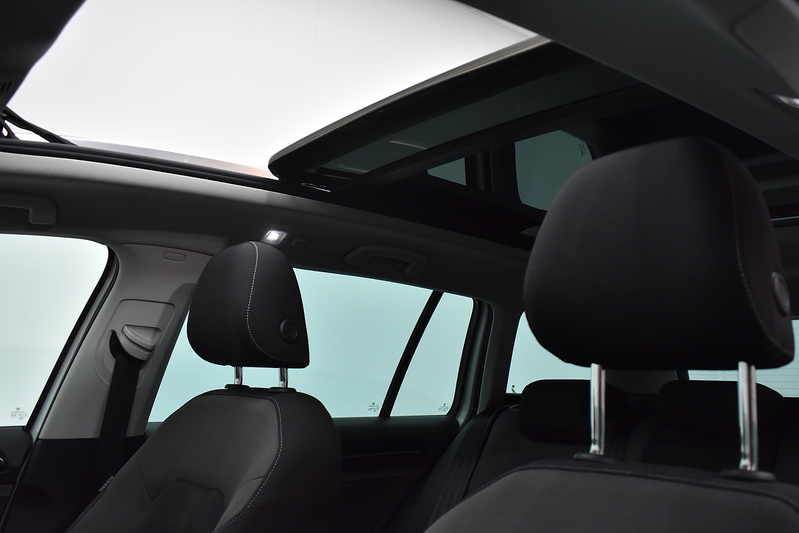 Volkswagen Golf TDI GT - U5947