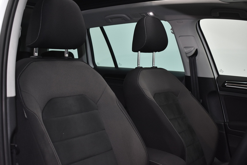 Volkswagen Golf TDI GT - U5947