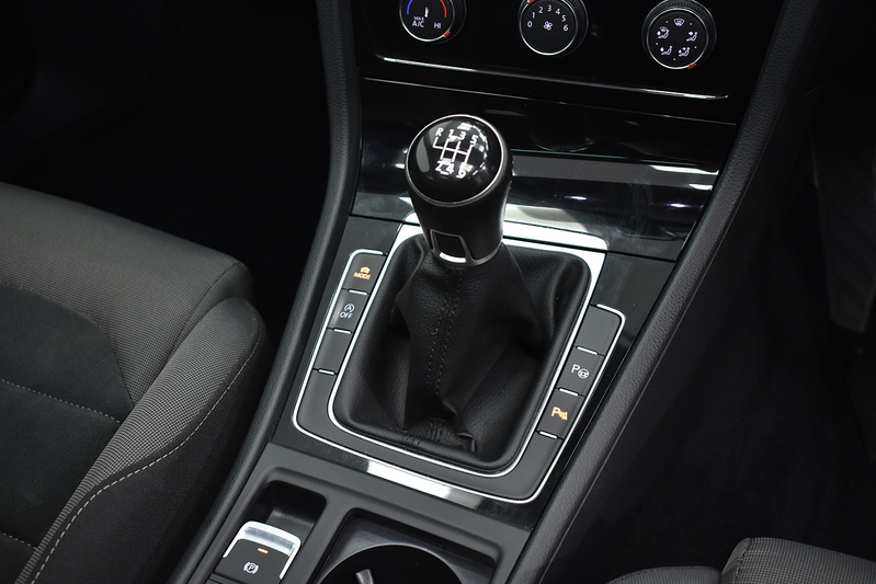 Volkswagen Golf TDI GT - U5947