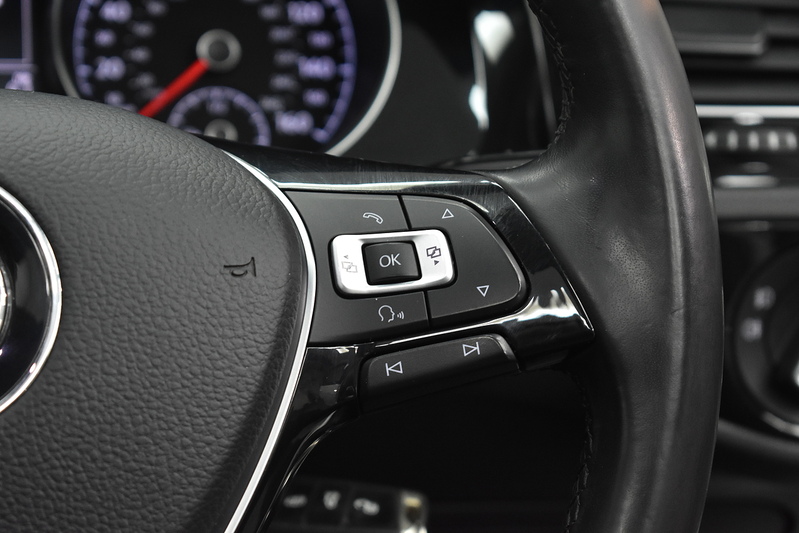 Volkswagen Golf TDI GT - U5947