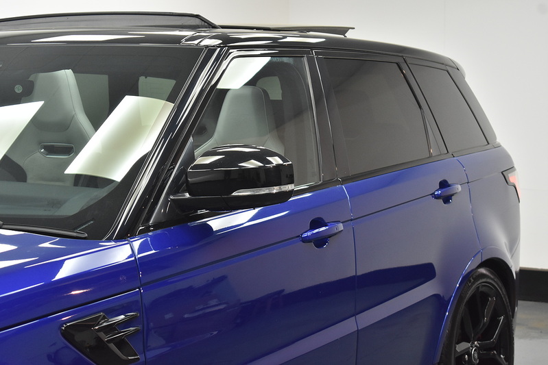 Land Rover Range Rover Sport P575 V8 SVR - U5948
