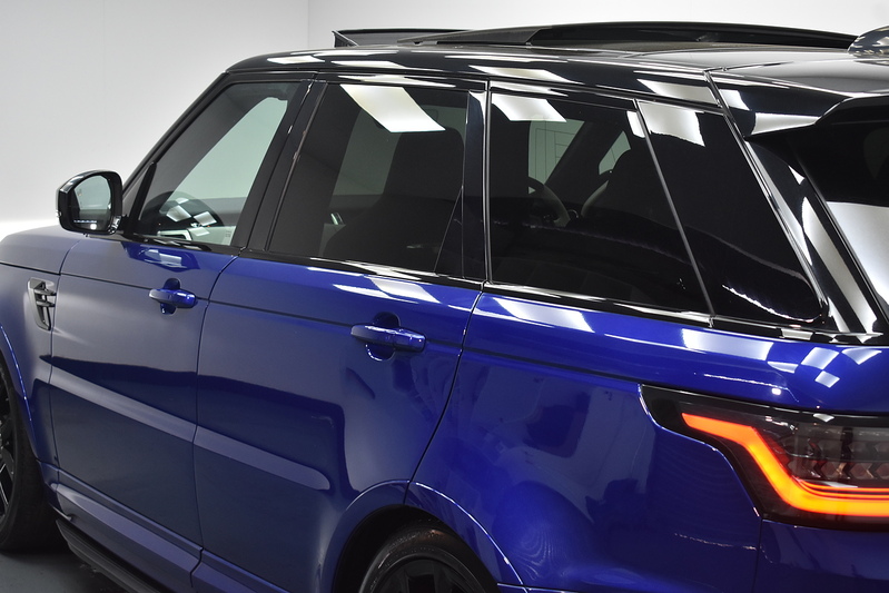 Land Rover Range Rover Sport P575 V8 SVR - U5948