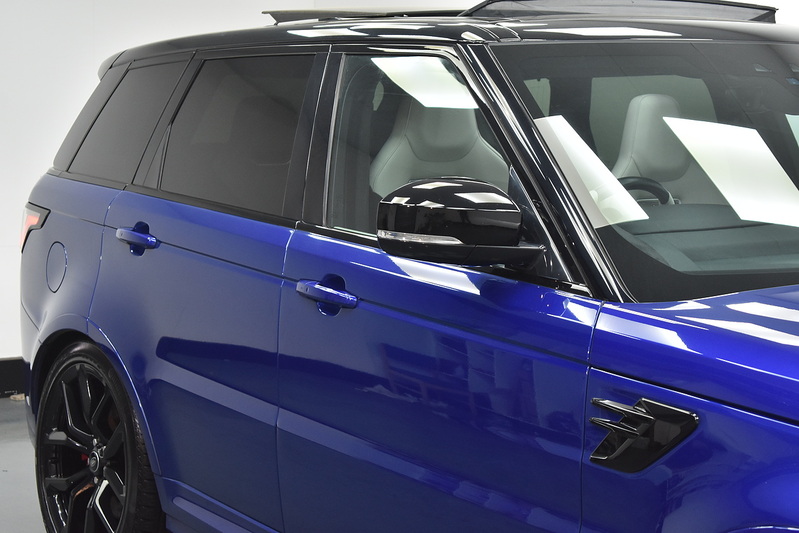 Land Rover Range Rover Sport P575 V8 SVR - U5948