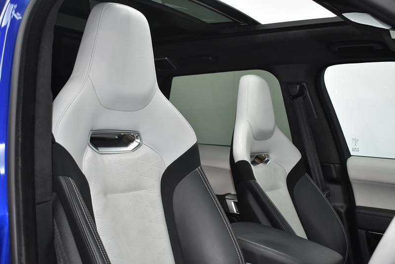 Land Rover Range Rover Sport P575 V8 SVR - U5948