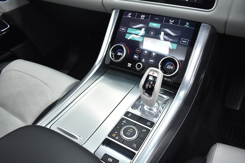 Land Rover Range Rover Sport P575 V8 SVR - U5948