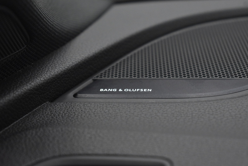 Audi A4 Avant TFSI Black Edition - U5976