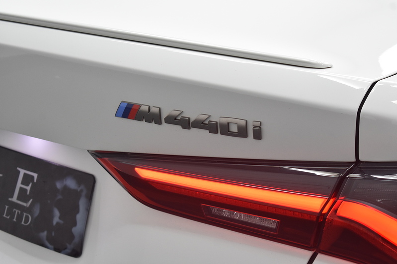 BMW 4 Series M440i MHT - U5982