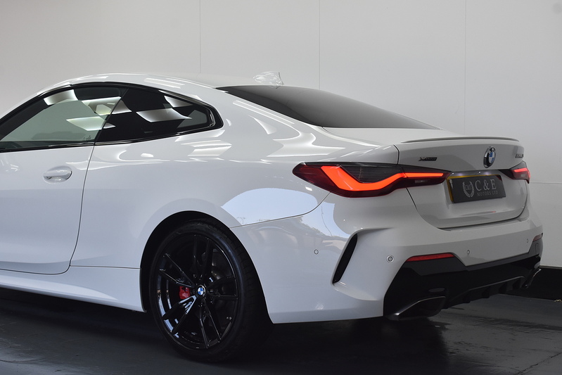 BMW 4 Series M440i MHT - U5982