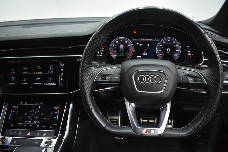 Audi Q7 TFSI V6 Black Edition - U5986