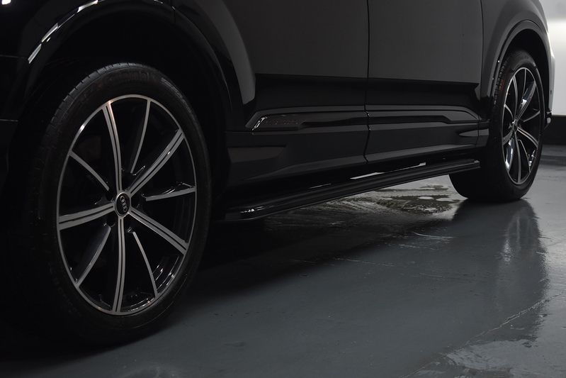 Audi Q7 TFSI V6 Black Edition - U5986