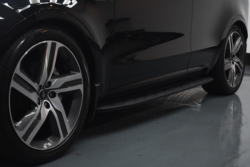 Land Rover Discovery D300 MHEV R-Dynamic HSE - U5992