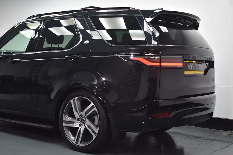 Land Rover Discovery D300 MHEV R-Dynamic HSE - U5992