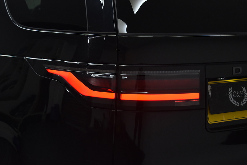 Land Rover Discovery D300 MHEV R-Dynamic HSE - U5992