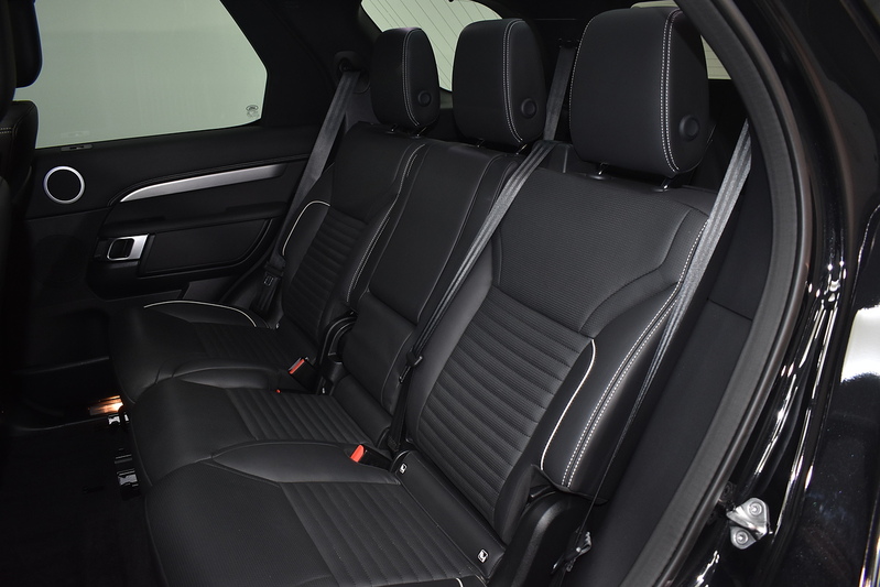 Land Rover Discovery D300 MHEV R-Dynamic HSE - U5992