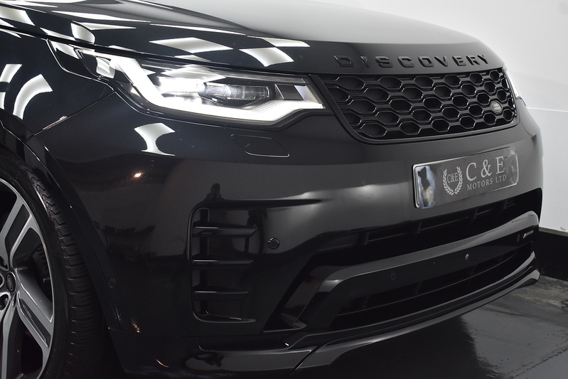Land Rover Discovery D300 MHEV R-Dynamic HSE - U5992