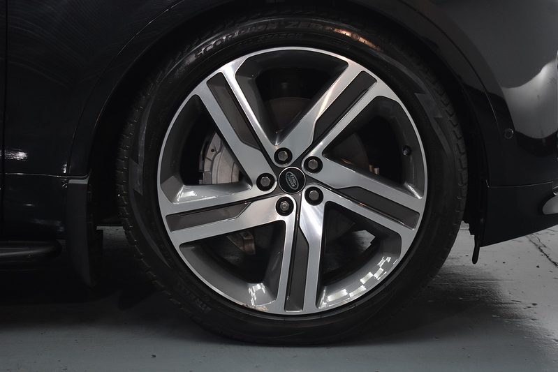 Land Rover Discovery D300 MHEV R-Dynamic HSE - U5992