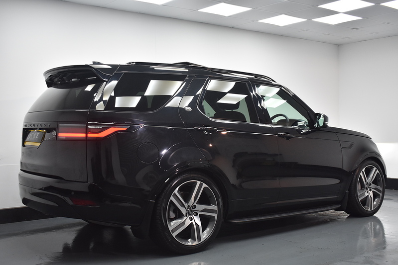 Land Rover Discovery D300 MHEV R-Dynamic HSE - U5992