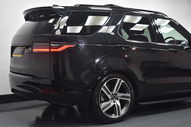 Land Rover Discovery D300 MHEV R-Dynamic HSE - U5992