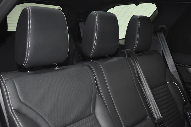 Land Rover Discovery D300 MHEV R-Dynamic HSE - U5992