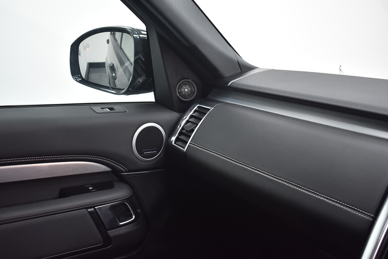 Land Rover Discovery D300 MHEV R-Dynamic HSE - U5992