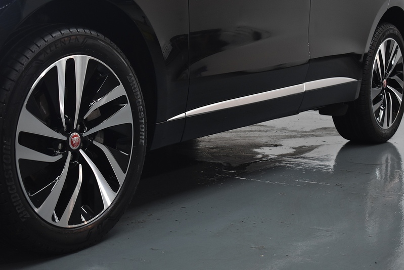 Jaguar F-PACE D200 MHEV R-Dynamic S - U5993