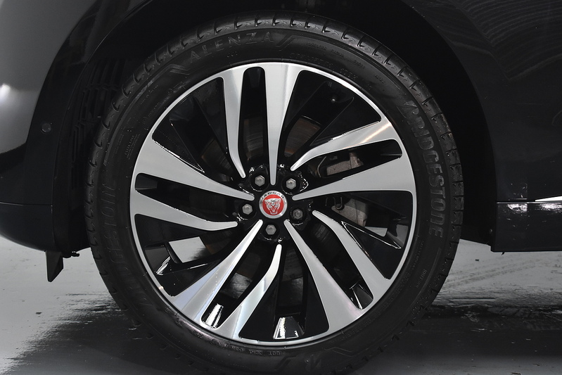 Jaguar F-PACE D200 MHEV R-Dynamic S - U5993