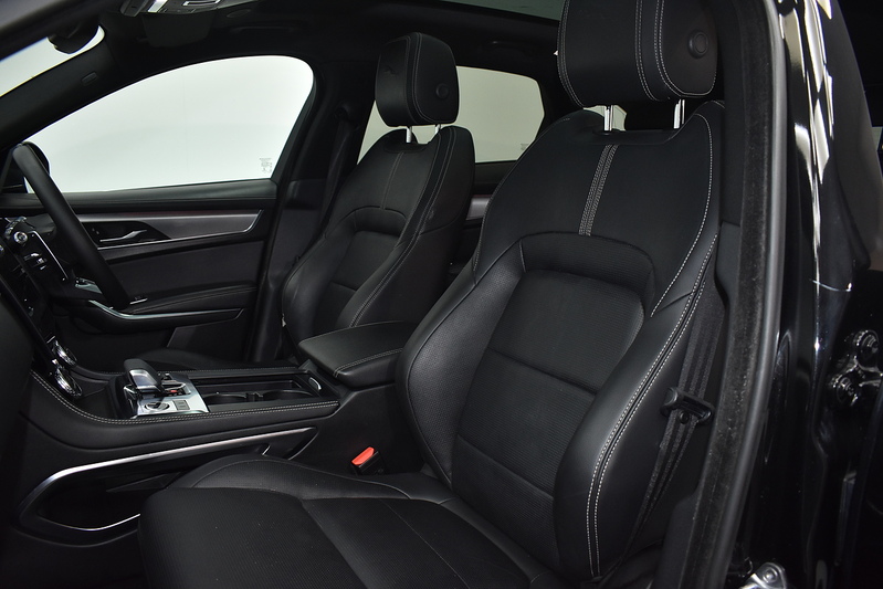 Jaguar F-PACE D200 MHEV R-Dynamic S - U5993