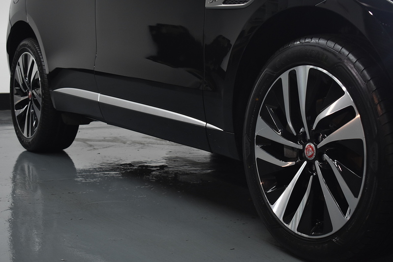 Jaguar F-PACE D200 MHEV R-Dynamic S - U5993