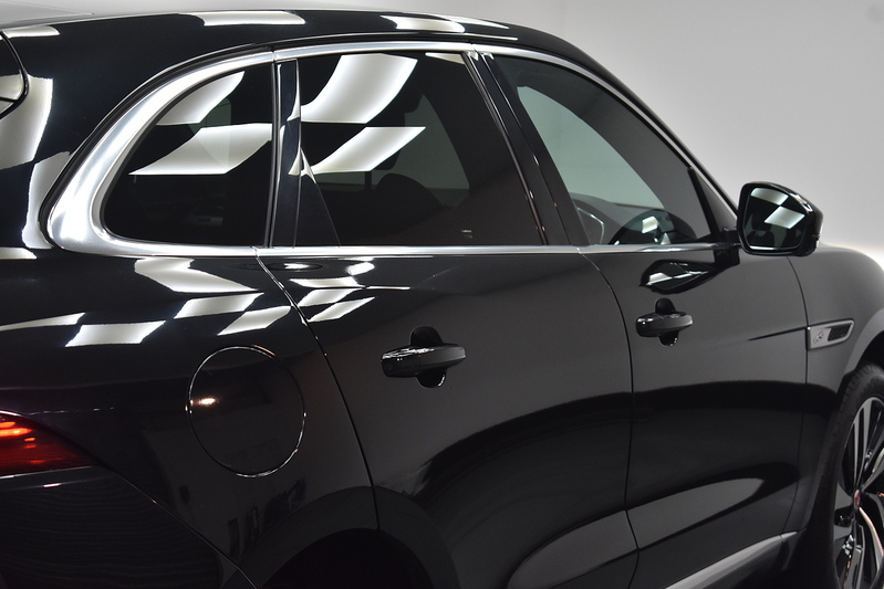 Jaguar F-PACE D200 MHEV R-Dynamic S - U5993