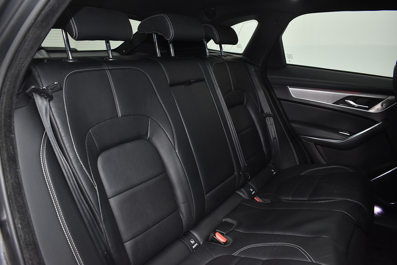 Jaguar F-PACE D200 MHEV R-Dynamic S - U5993