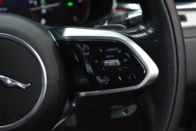 Jaguar F-PACE D200 MHEV R-Dynamic S - U5993