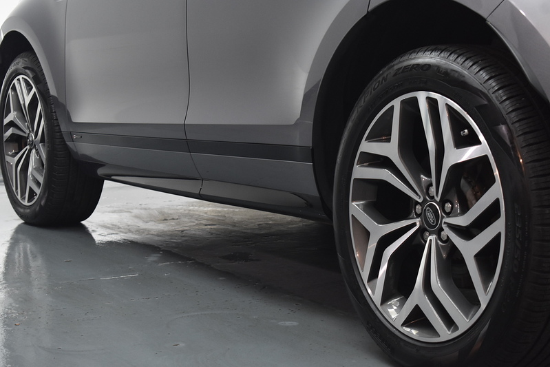 Land Rover Range Rover Evoque P300e R-Dynamic HSE - U5994