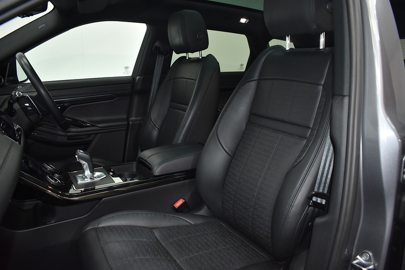 Land Rover Range Rover Evoque P300e R-Dynamic HSE - U5994