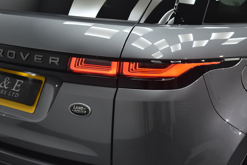 Land Rover Range Rover Evoque P300e R-Dynamic HSE - U5994