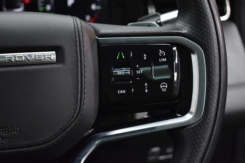 Land Rover Range Rover Evoque P300e R-Dynamic HSE - U5994