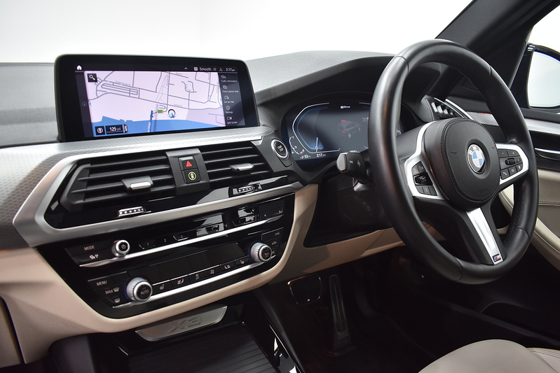 BMW X3 30e M Sport - U5996